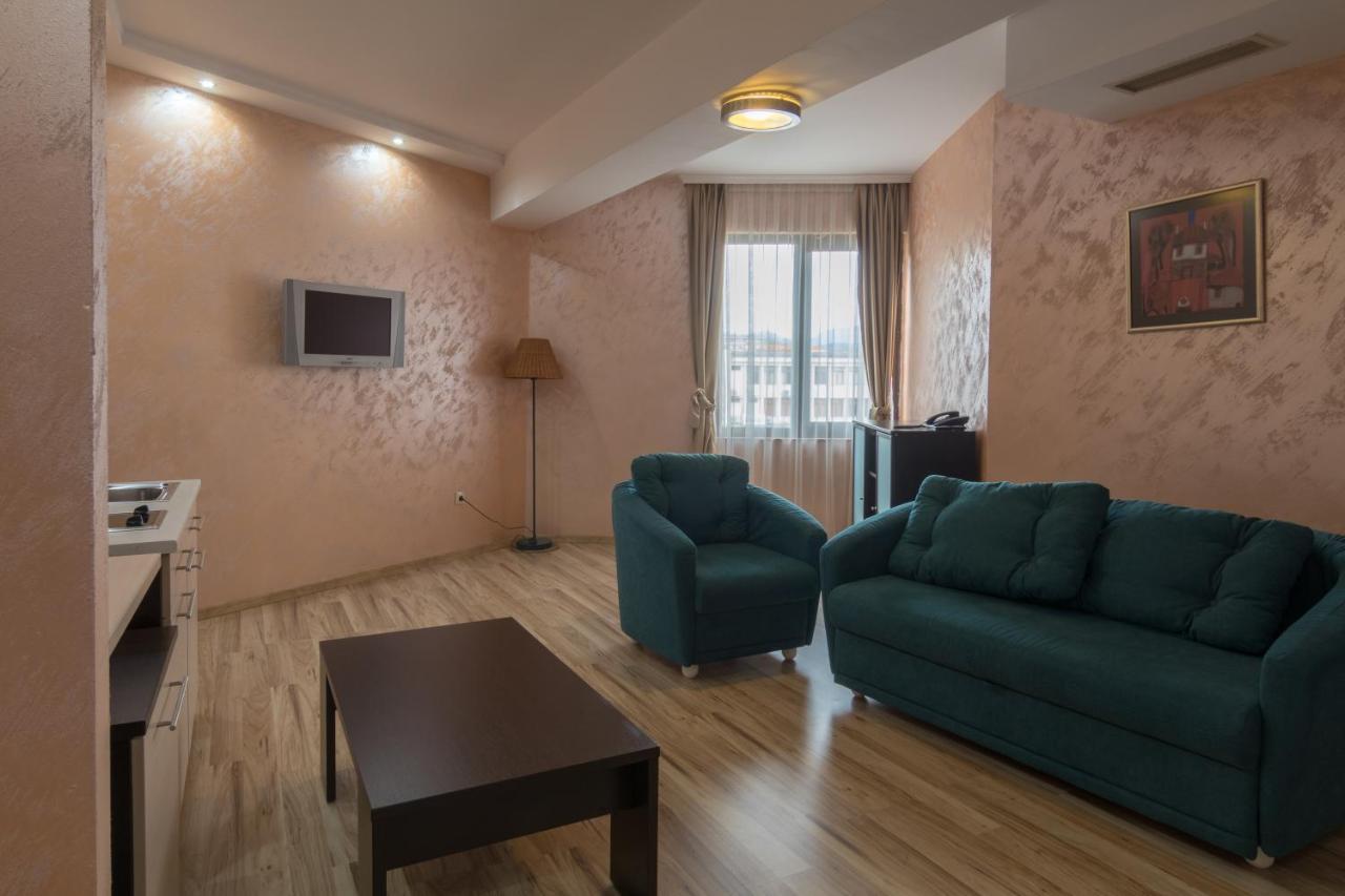 Hotel Kardjali Kŭrdzhali Exterior foto